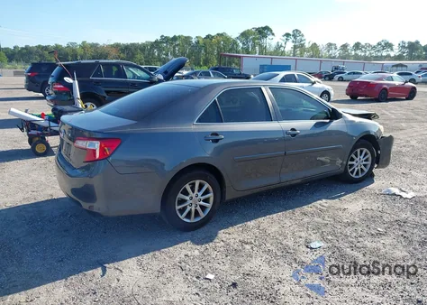 2014 Toyota Camry L z USA, uszkodzony, nr VIN 4T1BF1FK0EU817180